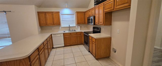 2205 Chapman Drive, Carrollton, TX 75010