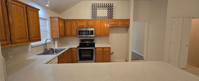 2205 Chapman Drive, Carrollton, TX 75010