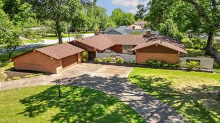2001 Pin Oak Drive, Springdale, AR 72762