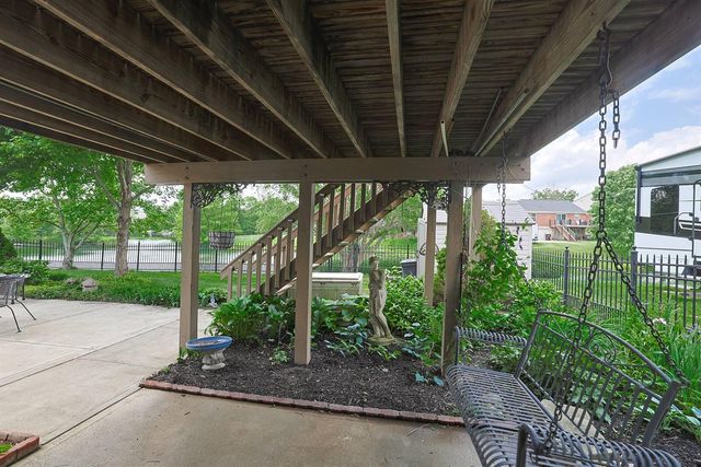 7401 Thunder Ridge Drive, Florence, KY 41042
