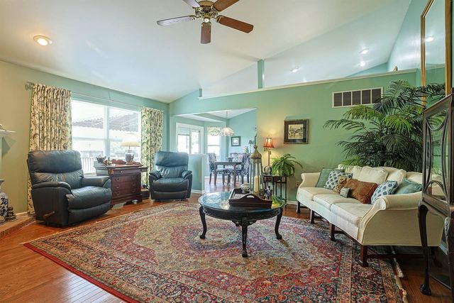 7401 Thunder Ridge Drive, Florence, KY 41042