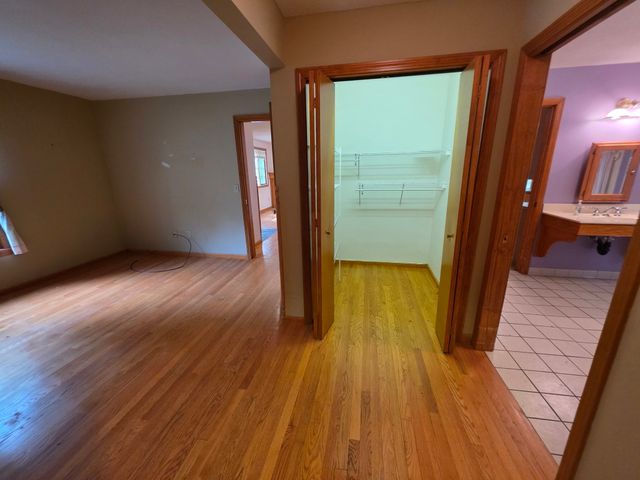 947 Main St, Wilbraham, MA 01095