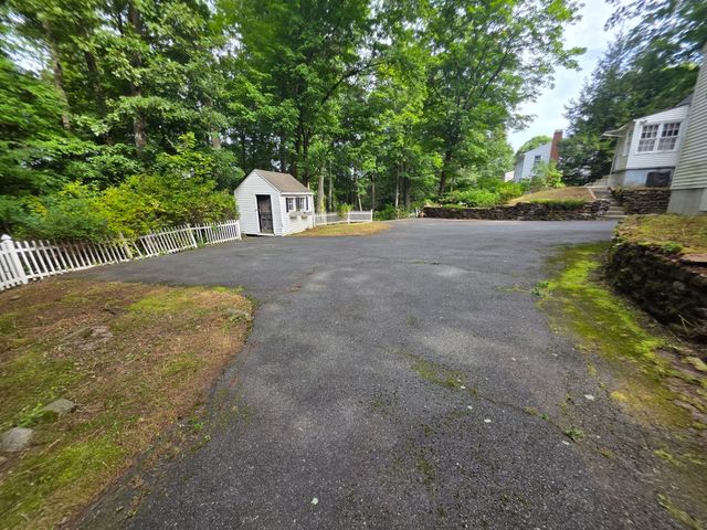 947 Main St, Wilbraham, MA 01095