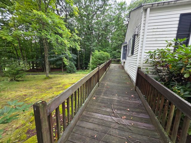 947 Main St, Wilbraham, MA 01095