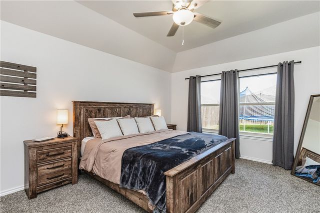 2758 Excelsior Blvd, Corpus Christi, TX 78415