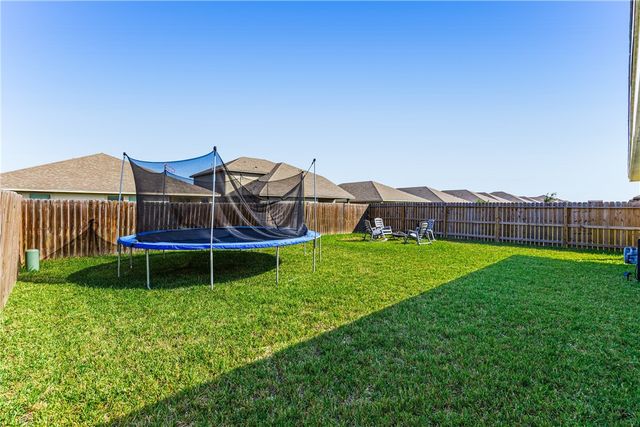 2758 Excelsior Blvd, Corpus Christi, TX 78415