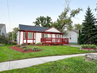 169 Gateway Drive, Waterford Twp, MI 48328