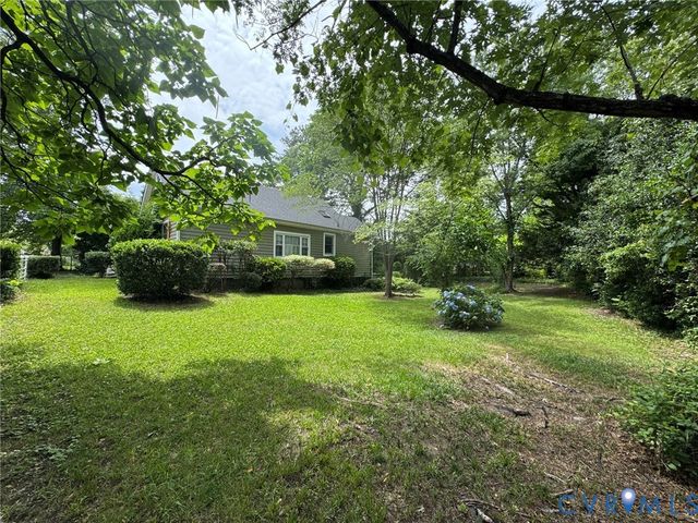 2201 Richmond St, Hopewell, VA 23860