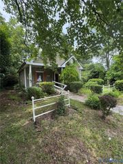 2201 Richmond St, Hopewell, VA 23860