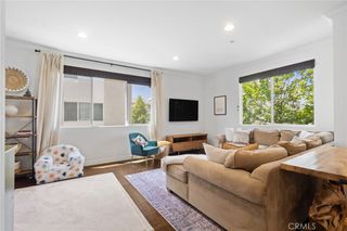 13021 Central 303, Hawthorne, CA 90250