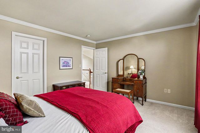 527 FLORIN AVE, Mount Joy, PA 17552