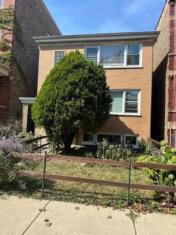 3072 N Davlin Court, Chicago, IL 60618