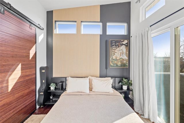 1904 E 17th ST B, Austin, TX 78702