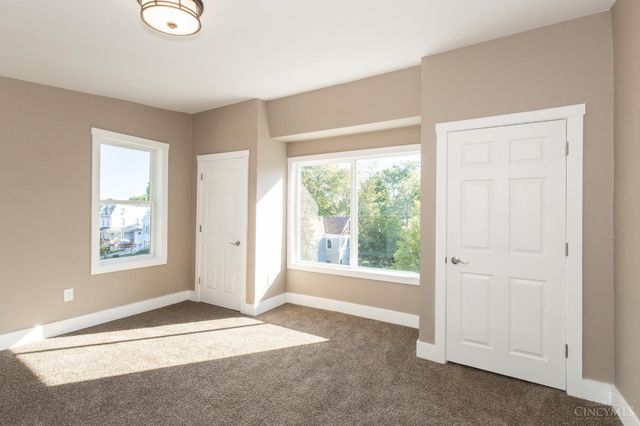 3315 Fairfield Avenue, Cincinnati, OH 45207