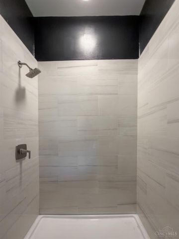 3315 Fairfield Avenue, Cincinnati, OH 45207