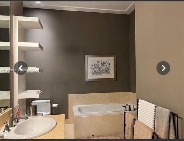 20000 E Country Club Dr 114, Aventura, FL 33180