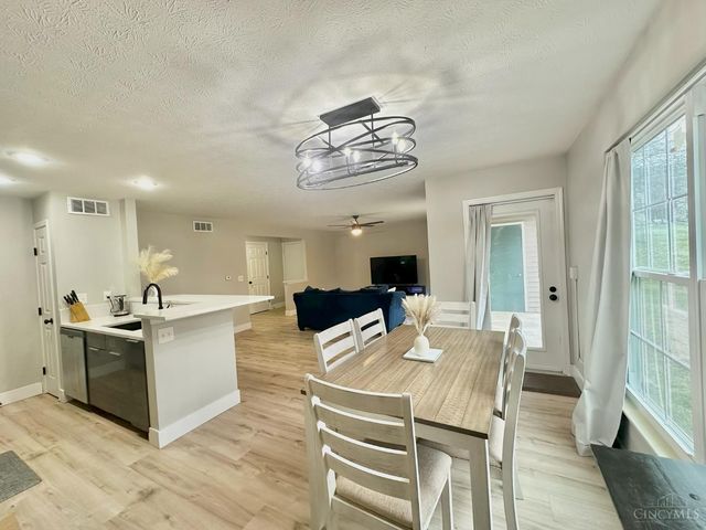 165 High Ridge Court, Fairfield, OH 45014