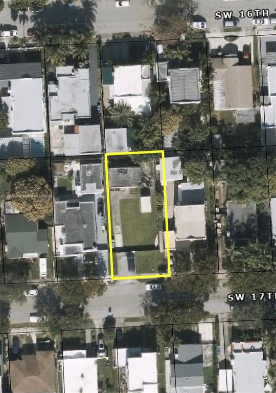 2269 SW 17th St, Miami, FL 33145
