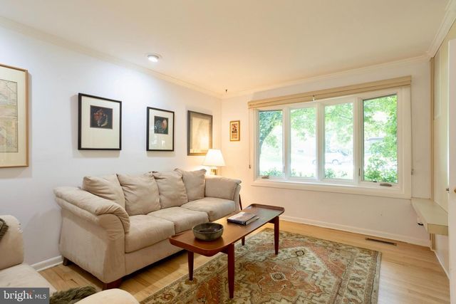 2400 SUGARCONE RD, Baltimore, MD 21209