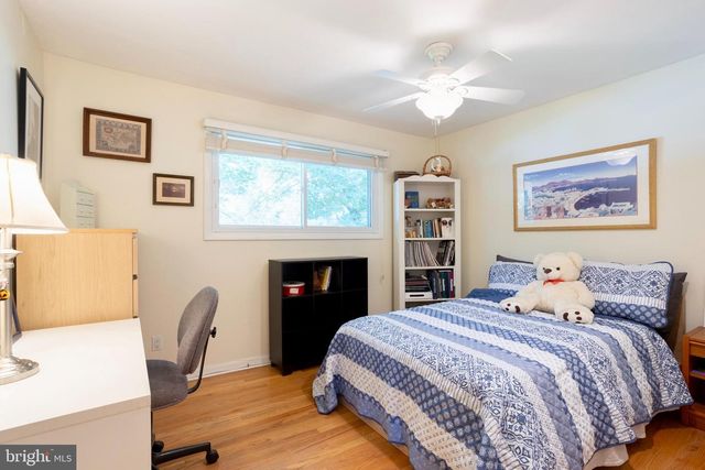 2400 SUGARCONE RD, Baltimore, MD 21209