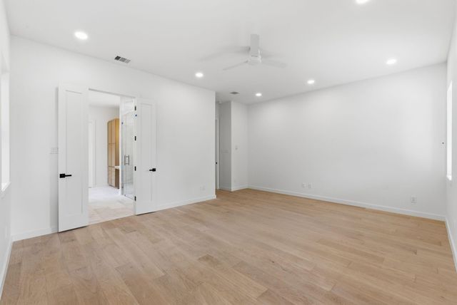 959 Althea Drive, Houston, TX 77018