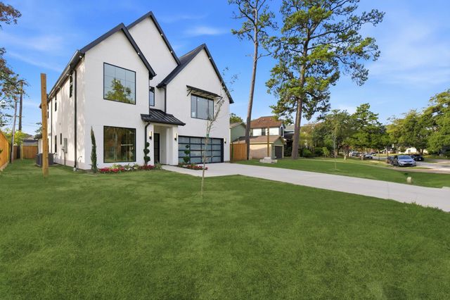 959 Althea Drive, Houston, TX 77018