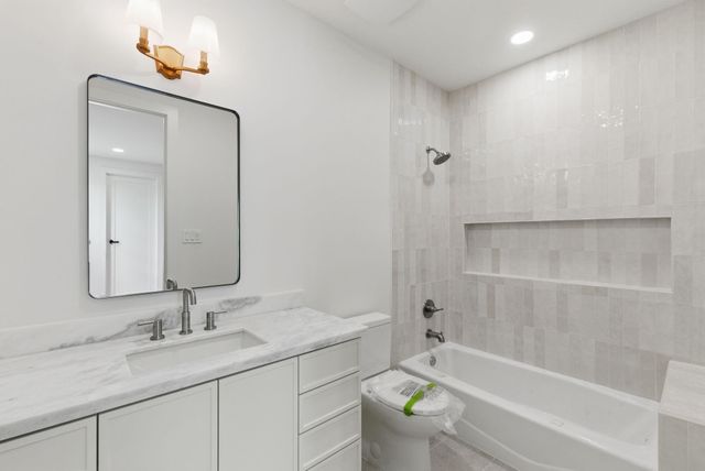 959 Althea Drive, Houston, TX 77018