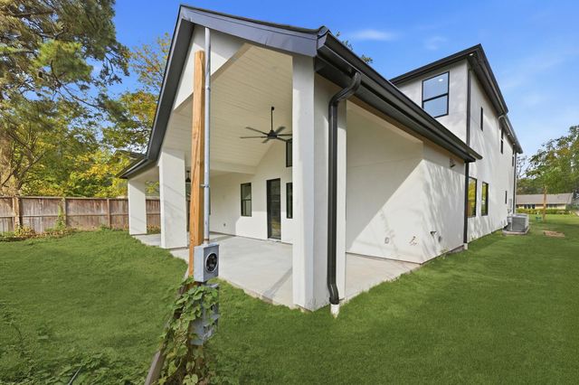 959 Althea Drive, Houston, TX 77018