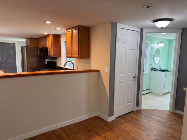 136 Village Road, Langdon, NH 03602