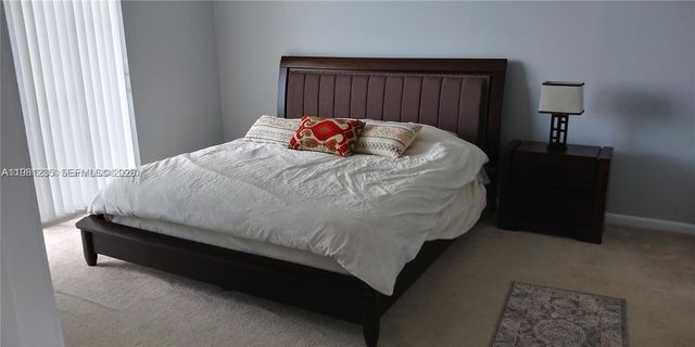 7900 Harbor Island Dr 806, North Bay Village, FL 33141