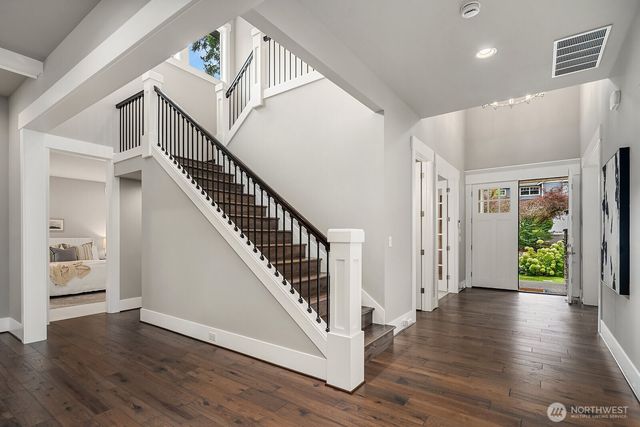 1646 106th Avenue SE, Bellevue, WA 98004