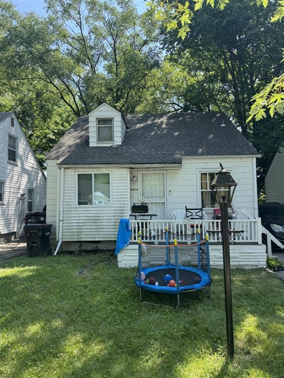 9374 Minock Street, Detroit, MI 48228