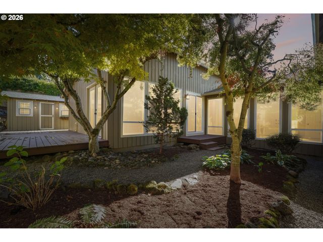 2516 Ne 157TH St, Vancouver, WA 98686