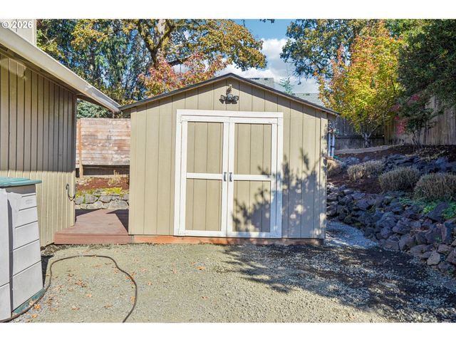2516 Ne 157TH St, Vancouver, WA 98686