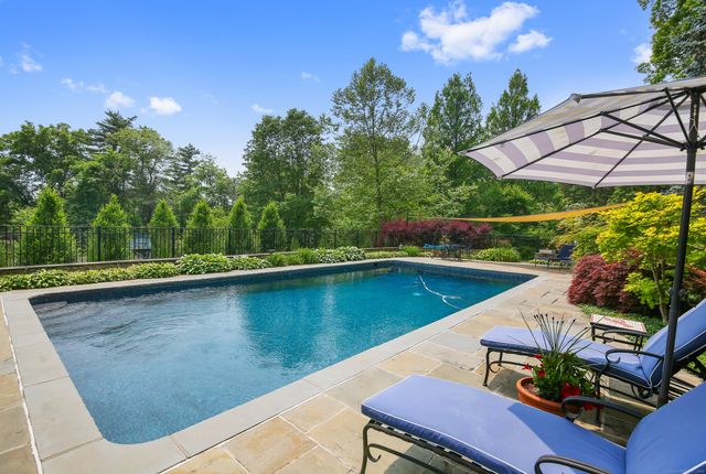 19 Skymeadow Drive, Stamford, CT 06903