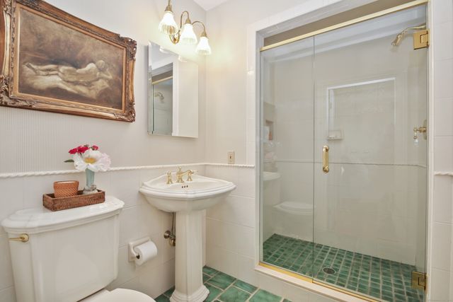 19 Skymeadow Drive, Stamford, CT 06903