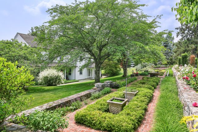 19 Skymeadow Drive, Stamford, CT 06903