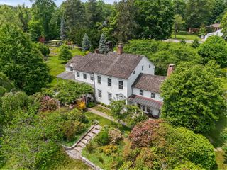 19 Skymeadow Drive, Stamford, CT 06903