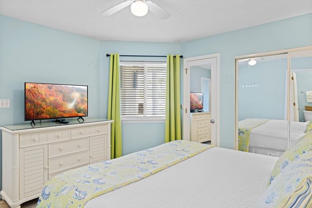 862 Scallop Court 105, Fort Walton Beach, FL 32548