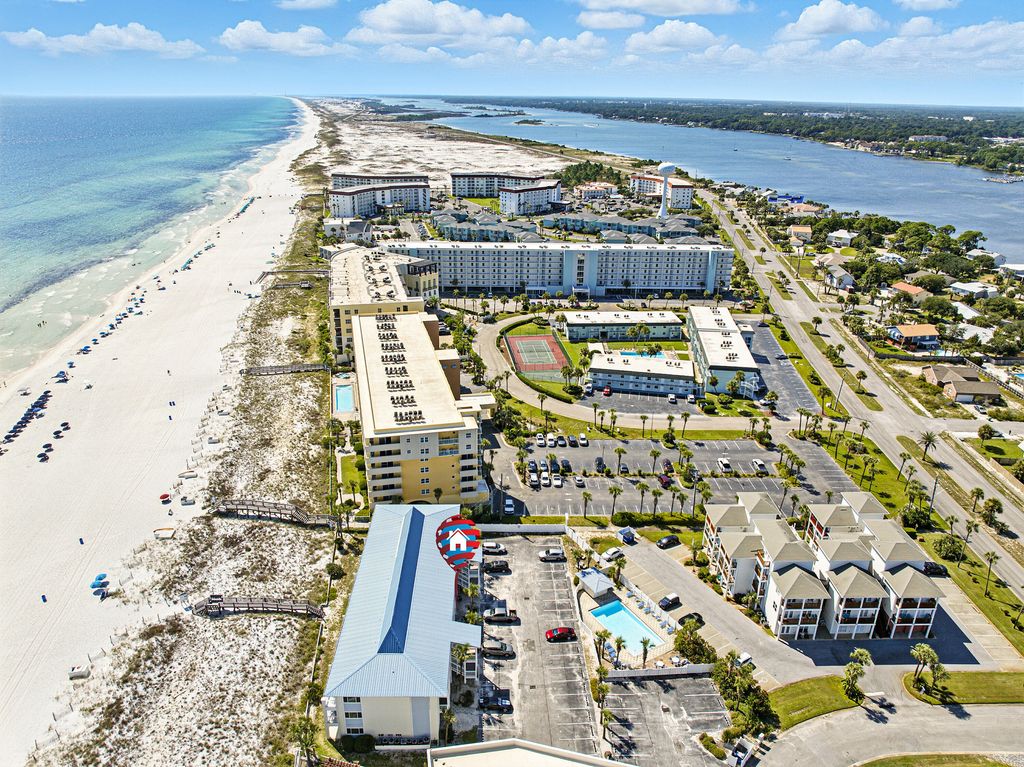 862 Scallop Court 105, Fort Walton Beach, FL 32548