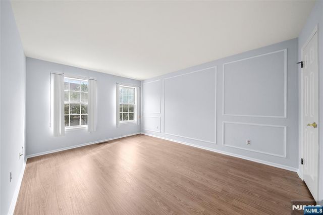 531 Windsor Drive 303, Palisades Park, NJ 07650
