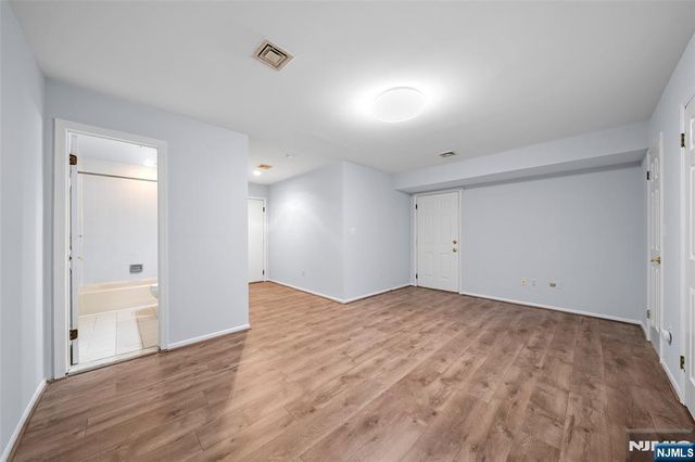 531 Windsor Drive 303, Palisades Park, NJ 07650