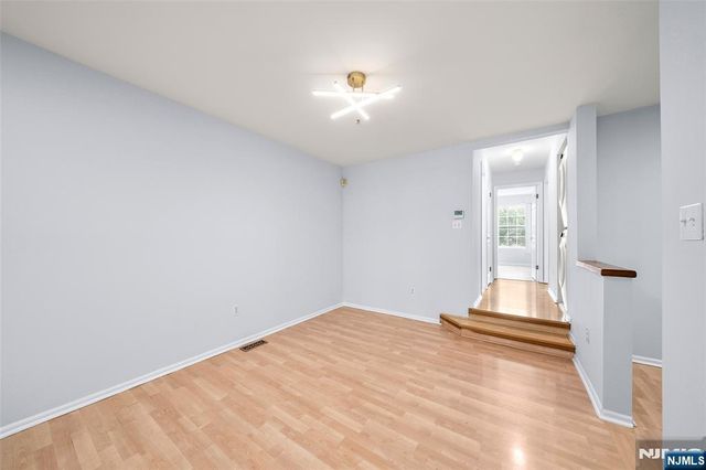 531 Windsor Drive 303, Palisades Park, NJ 07650