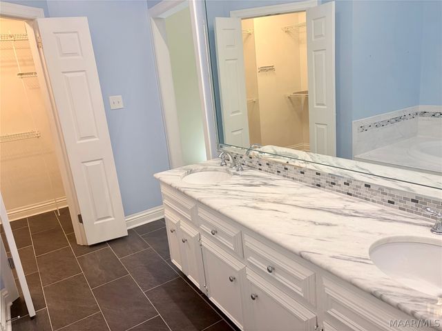 4431 Bell Chase, Montgomery, AL 36116
