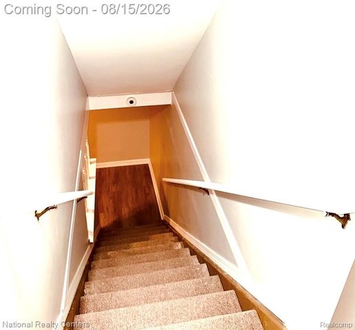 18268 University Park Drive, Livonia, MI 48152
