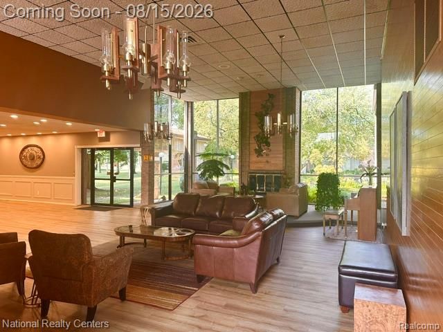 18268 University Park Drive, Livonia, MI 48152