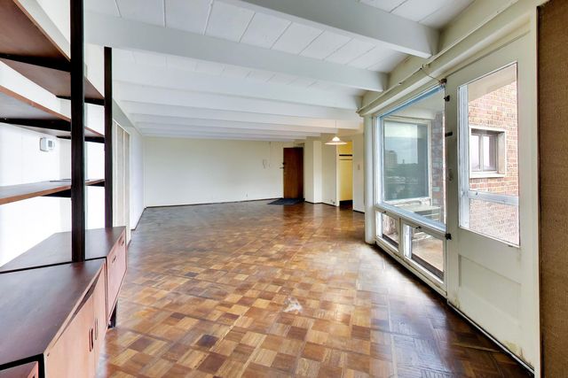 1122 W LUNT Avenue 8C, Chicago, IL 60626