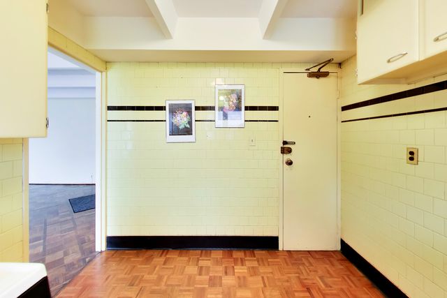 1122 W LUNT Avenue 8C, Chicago, IL 60626