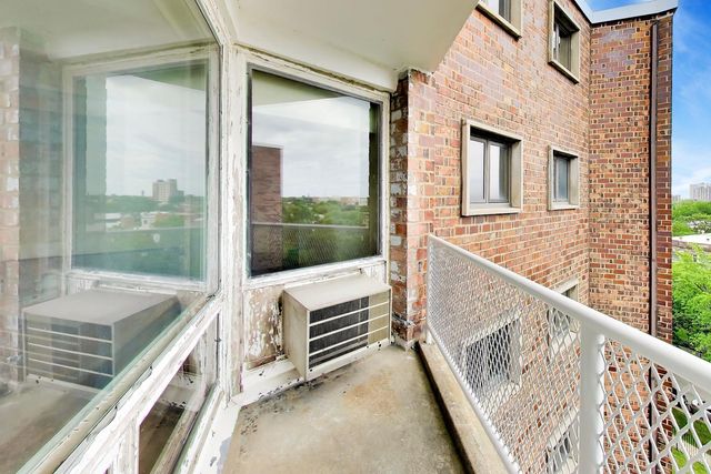 1122 W LUNT Avenue 8C, Chicago, IL 60626