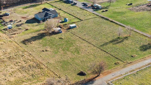 97306 N Snively, West Richland, WA 99353